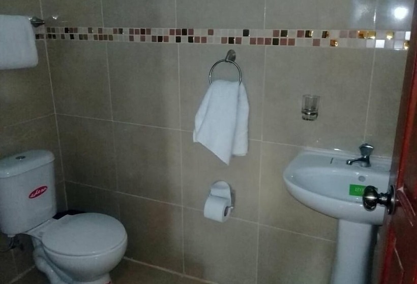 هتل Hostería Pura Vida