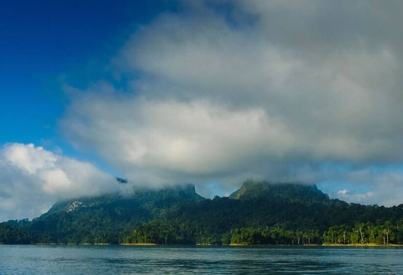 ホテル Keeree Warin Chiewlarn Resort