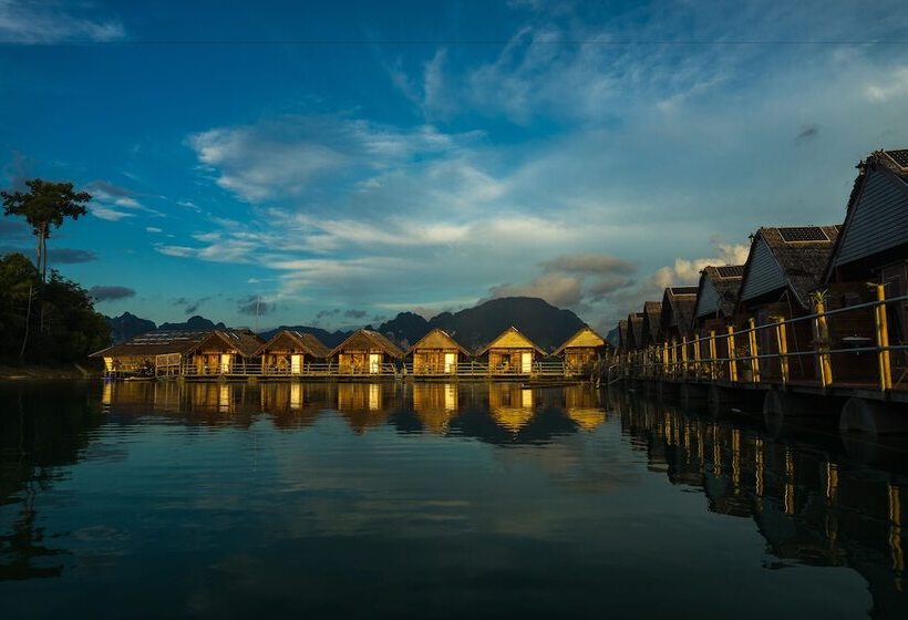 ホテル Keeree Warin Chiewlarn Resort