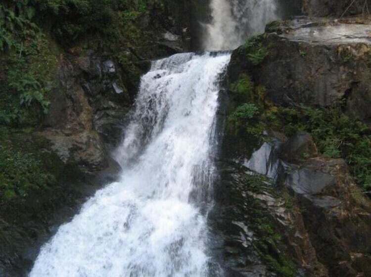 Отель Kila Tai Tai Lodge