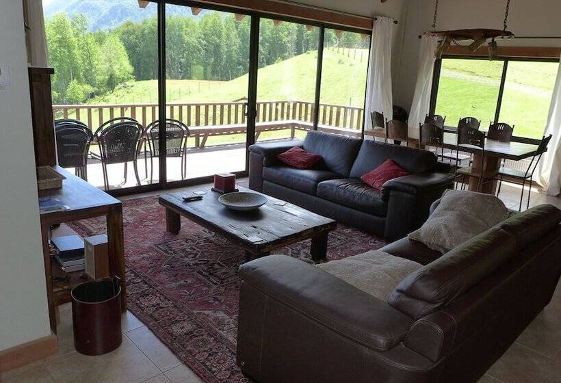 Отель Kila Tai Tai Lodge