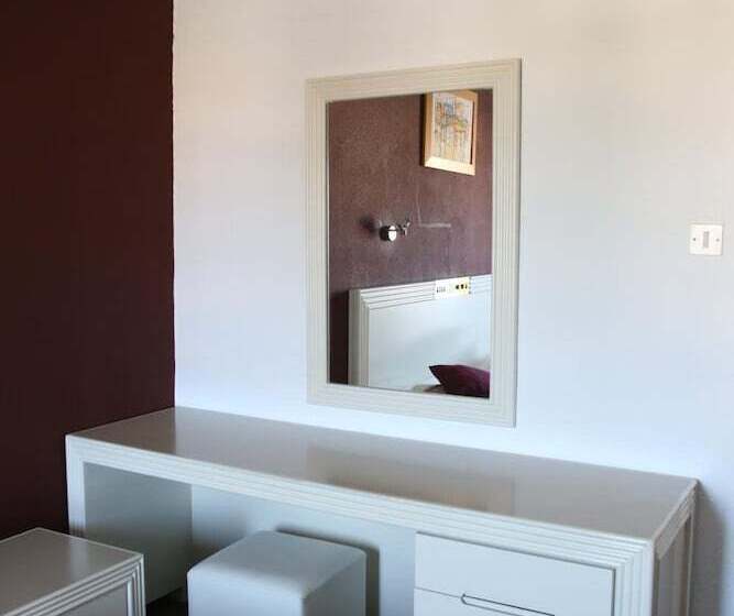 בית מלון כפרי Kings Annex