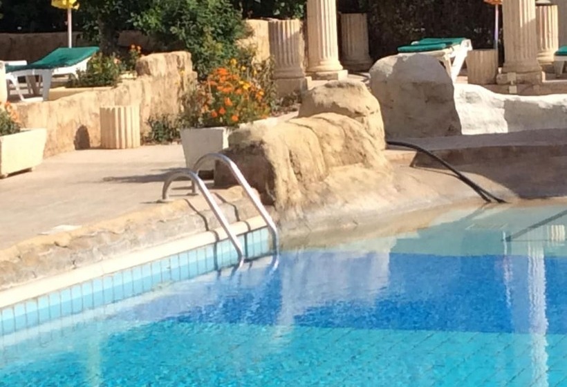 בית מלון כפרי Kings Annex