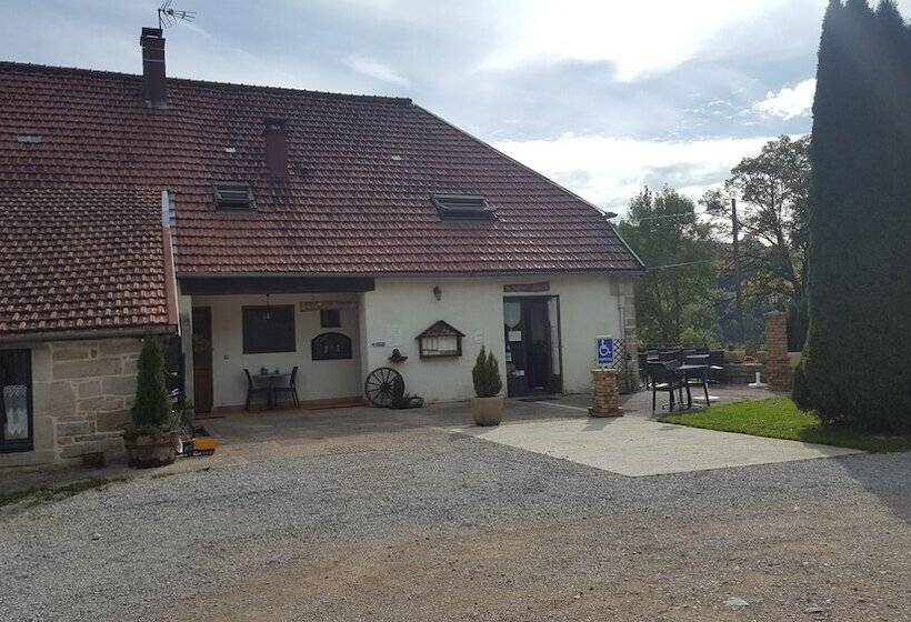 Отель L Auberge Du Comtois