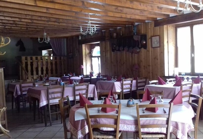 Отель L Auberge Du Comtois