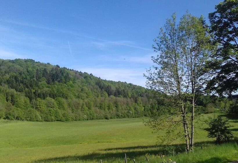 Отель L Auberge Du Comtois