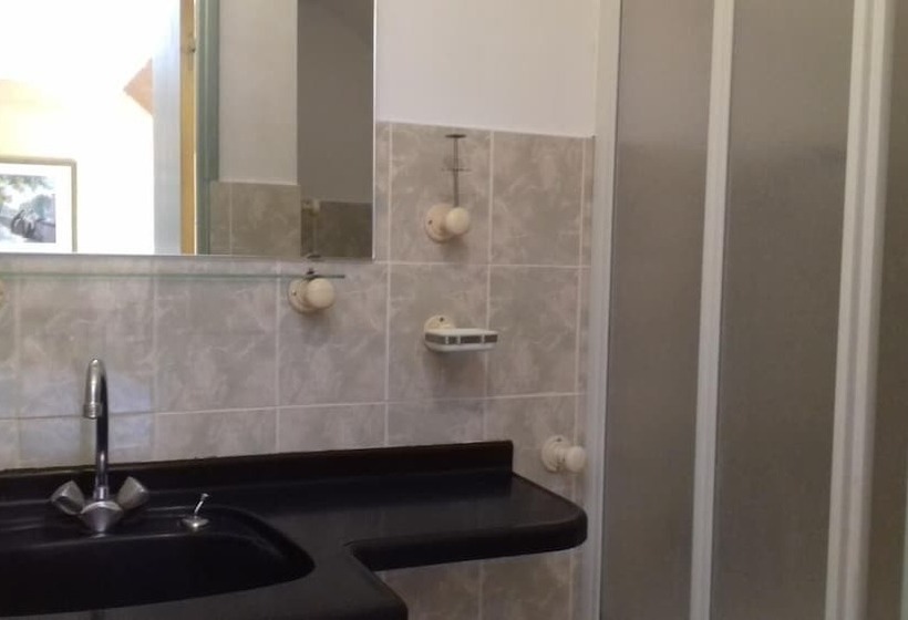 Отель L Auberge Du Comtois