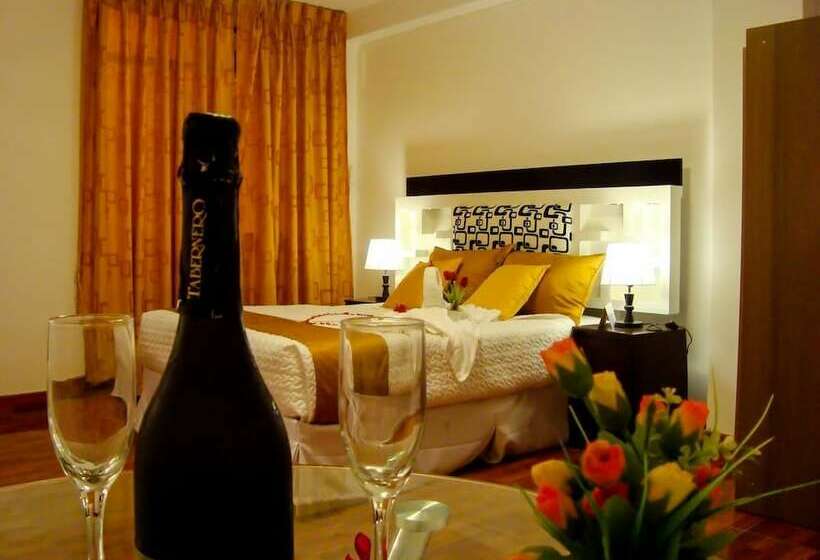 호텔 Las Palmeras De Pisco