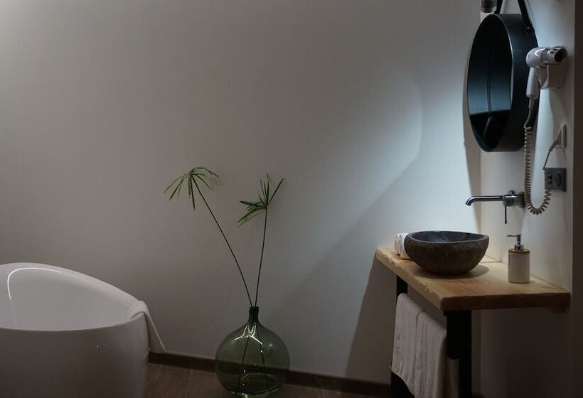 בית מלון כפרי Les Glycines