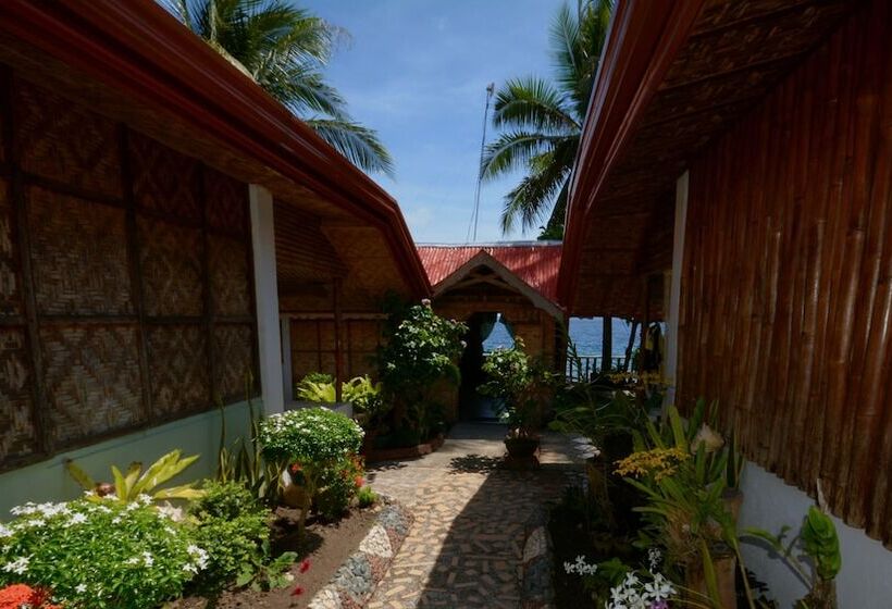 هتل Leyte Dive Resort