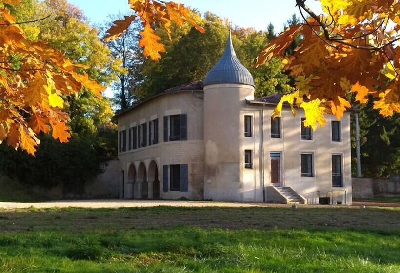 فندق Lodge Hôtel Domaine De Sommedieue