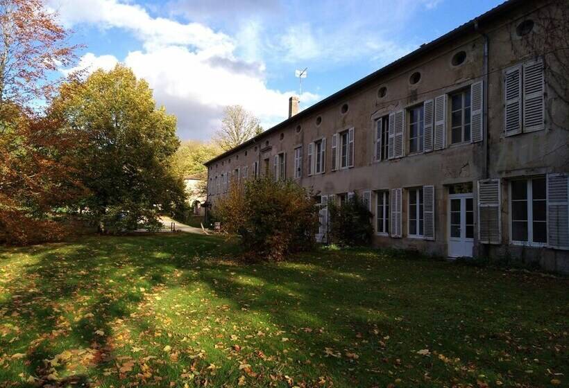 فندق Lodge Hôtel Domaine De Sommedieue