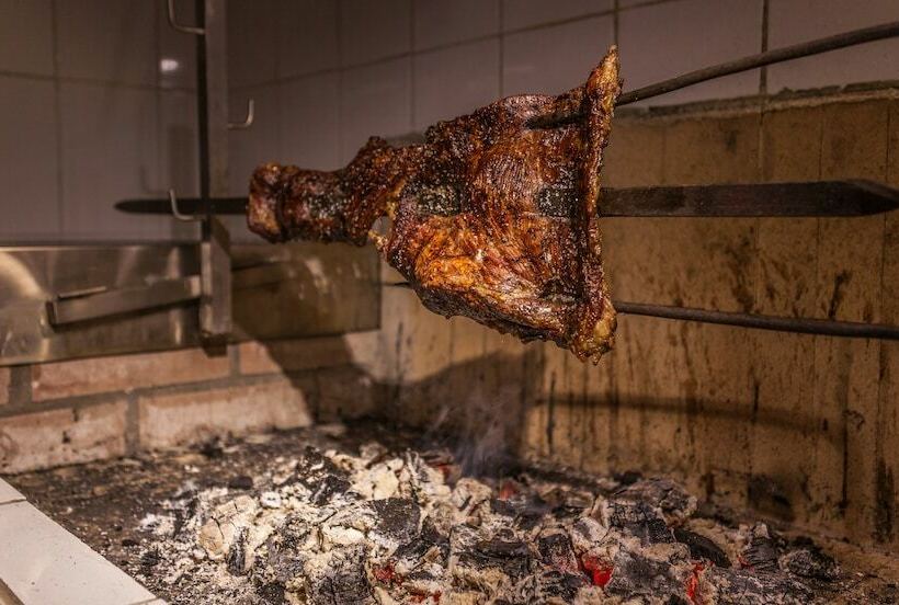 Отель Lodge Nevados De Sollipulli