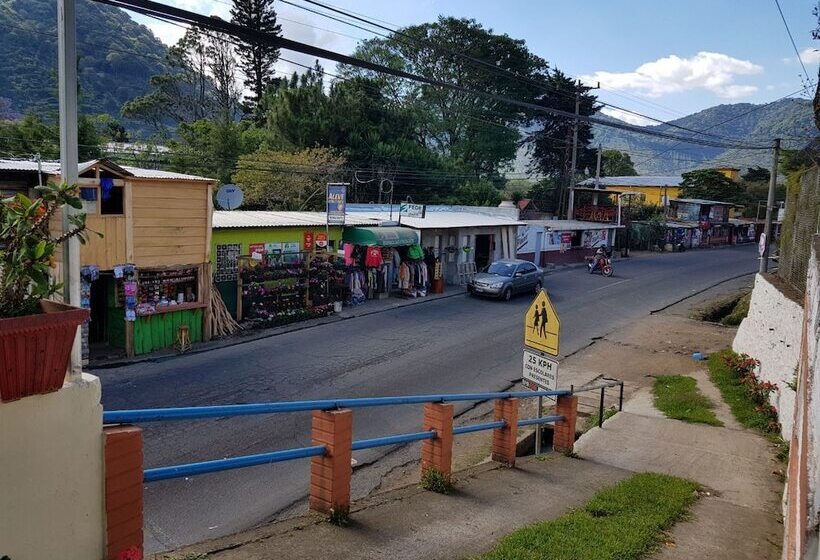 هتل Los Naranjos