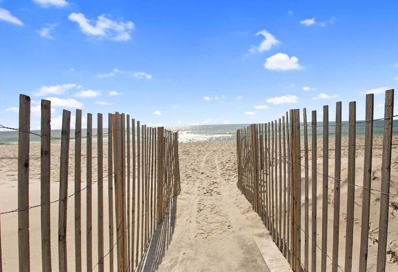 호텔 Ocean House Unit 1404