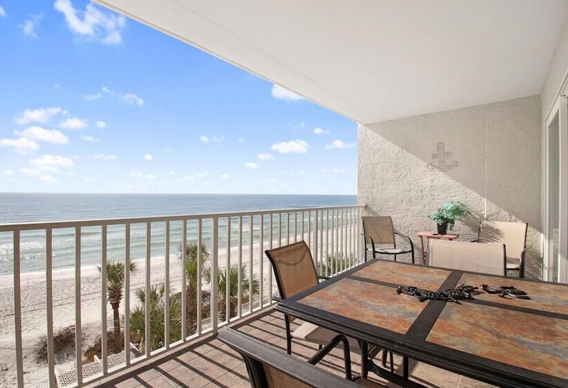 호텔 Ocean House Unit 1404