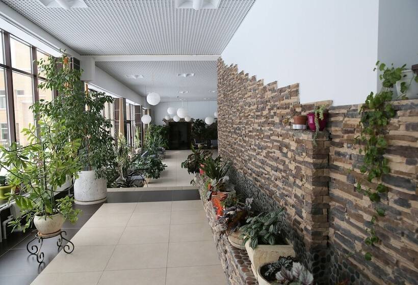 בית מלון כפרי Orchestra Oka Spa Resort