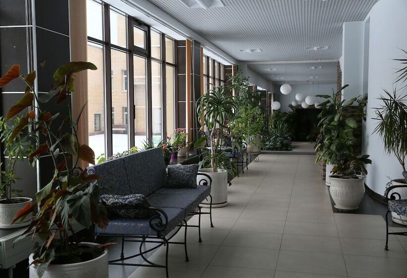 בית מלון כפרי Orchestra Oka Spa Resort