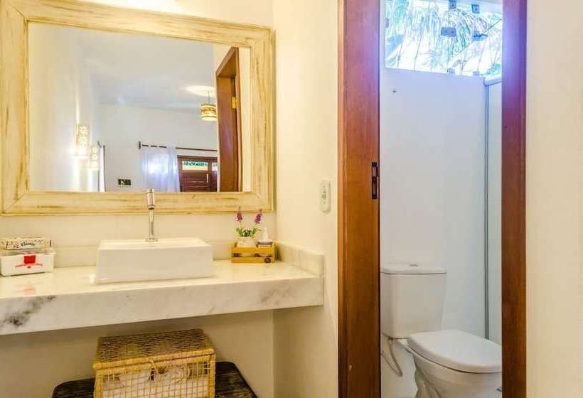 Отель Pariri Suites