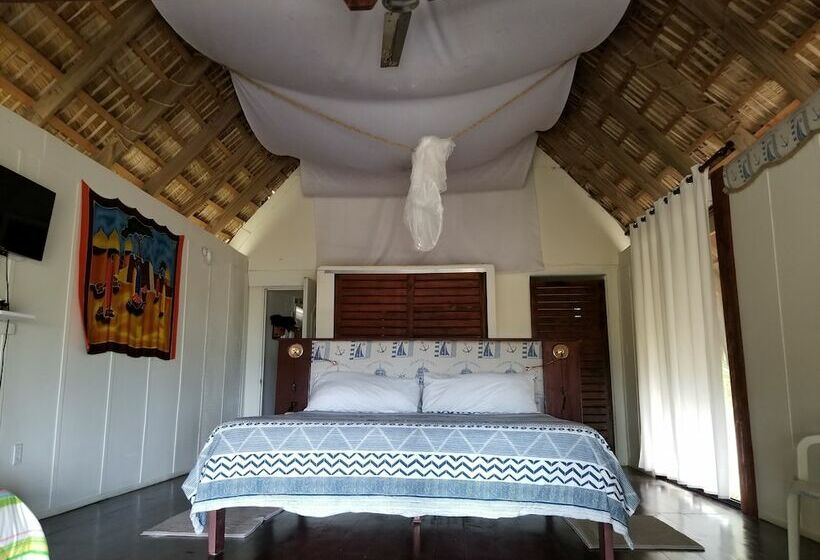 فندق Playa Paraiso En Magante