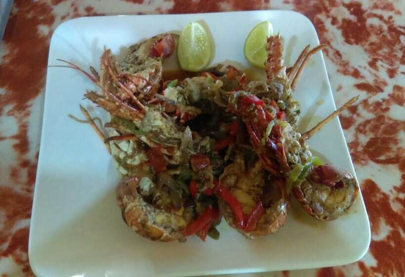 فندق Playa Paraiso En Magante