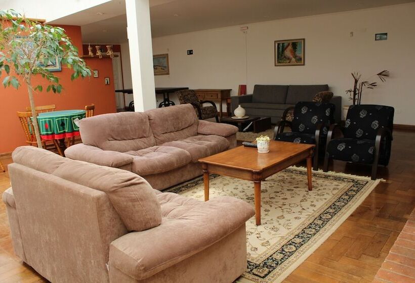 ホテル Pousada Vila Menotti