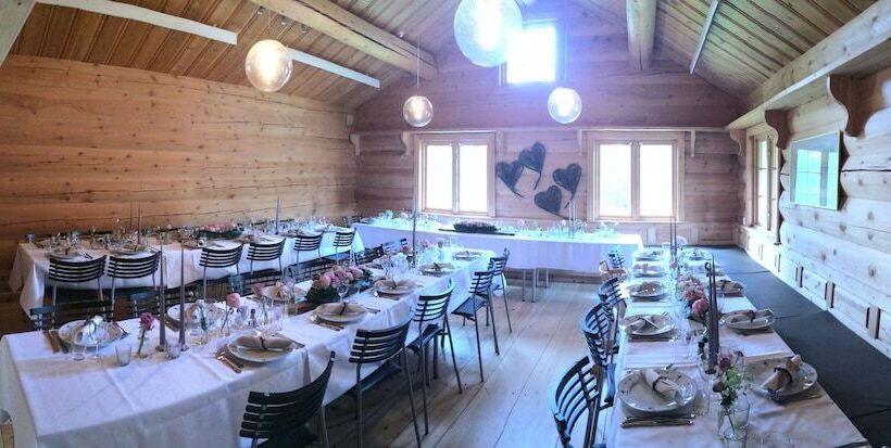 בית מלון כפרי Raulandsakademiet Og Vandrerhjem