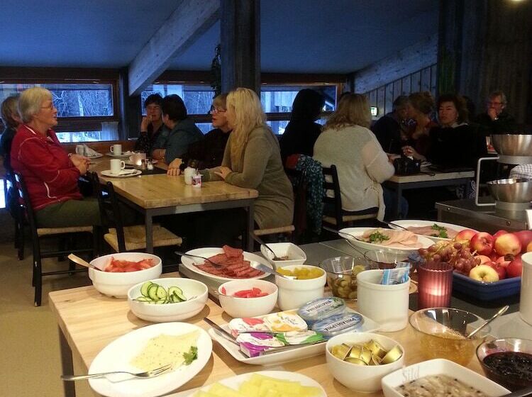 בית מלון כפרי Raulandsakademiet Og Vandrerhjem