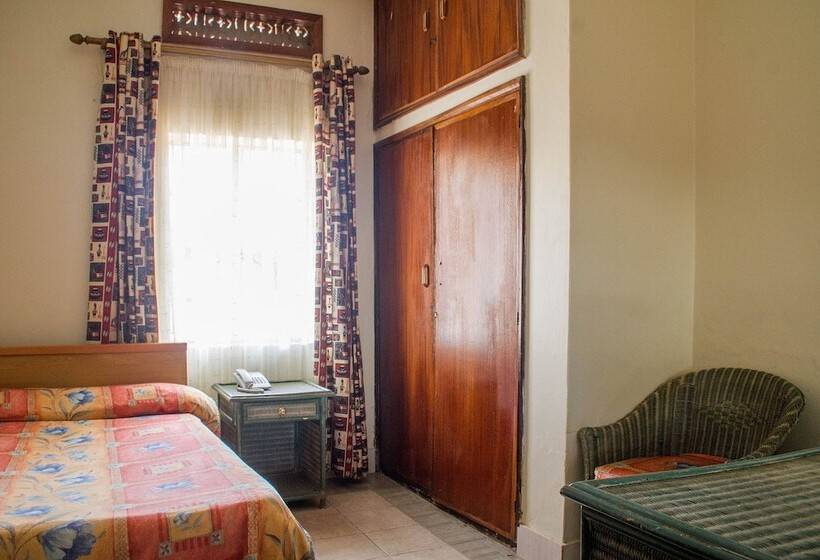 هتل Rukungiri Inn