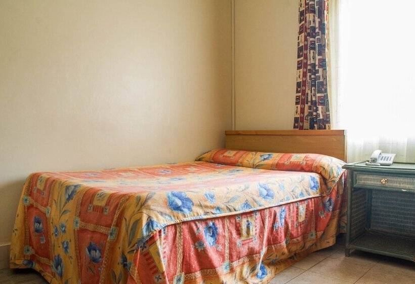 هتل Rukungiri Inn