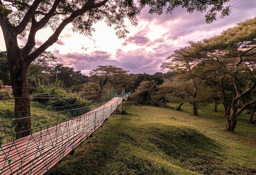 هتل Sambiya River Lodge