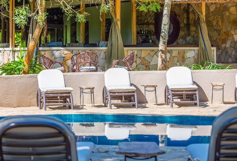 هتل Sambiya River Lodge