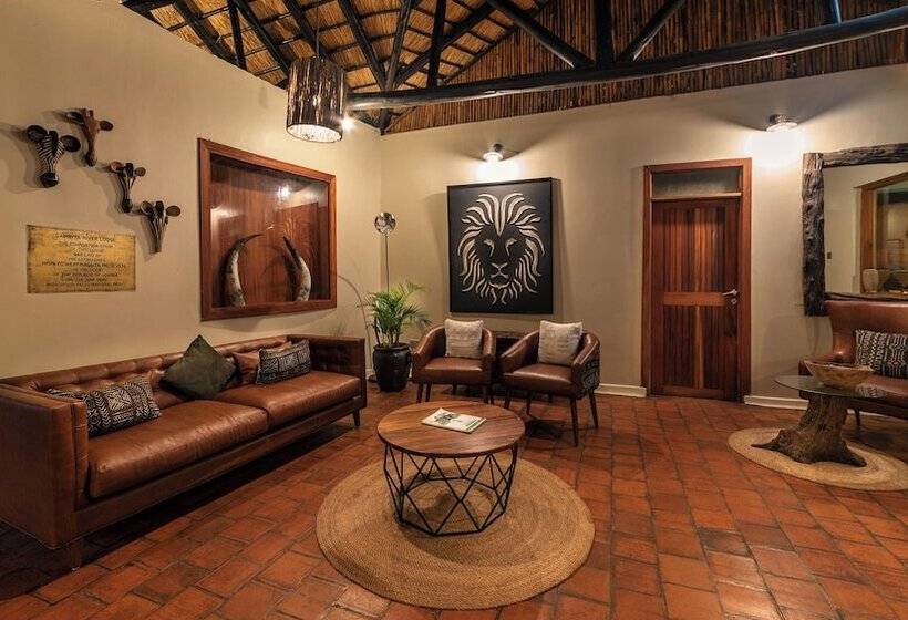 هتل Sambiya River Lodge