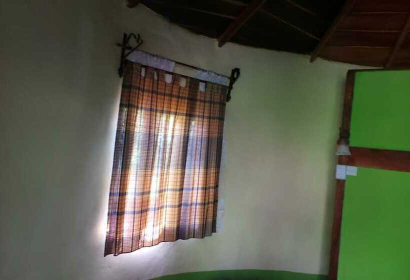 בית מלון כפרי Selous Ngalawa Camp