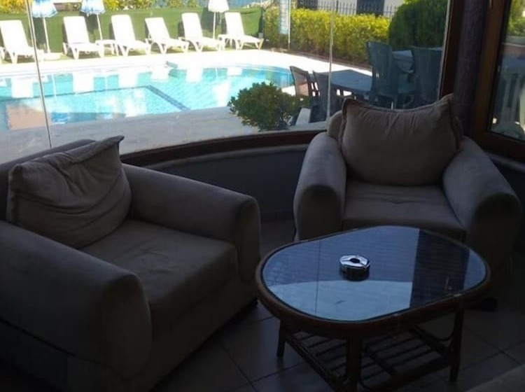 호텔 Sile Dikcati Pansiyon