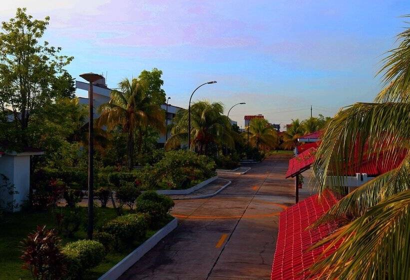 هتل Sol Del Oriente