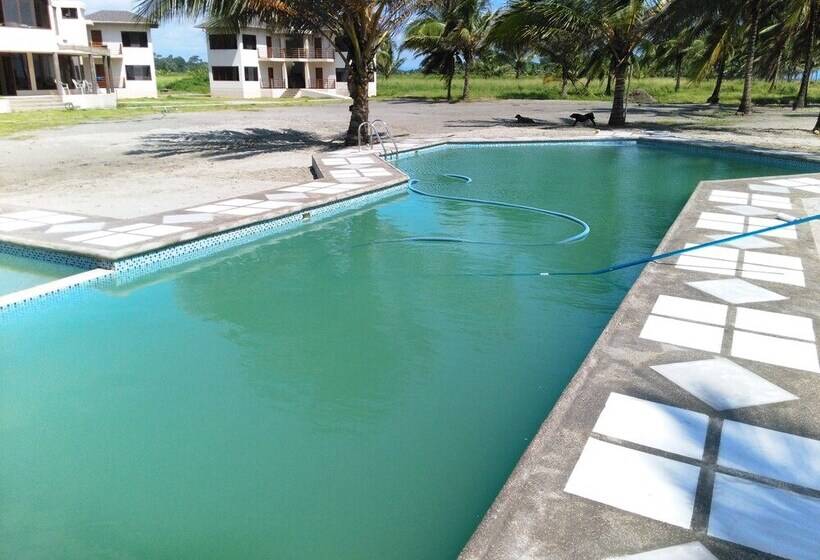 בית מלון כפרי Solaris 25