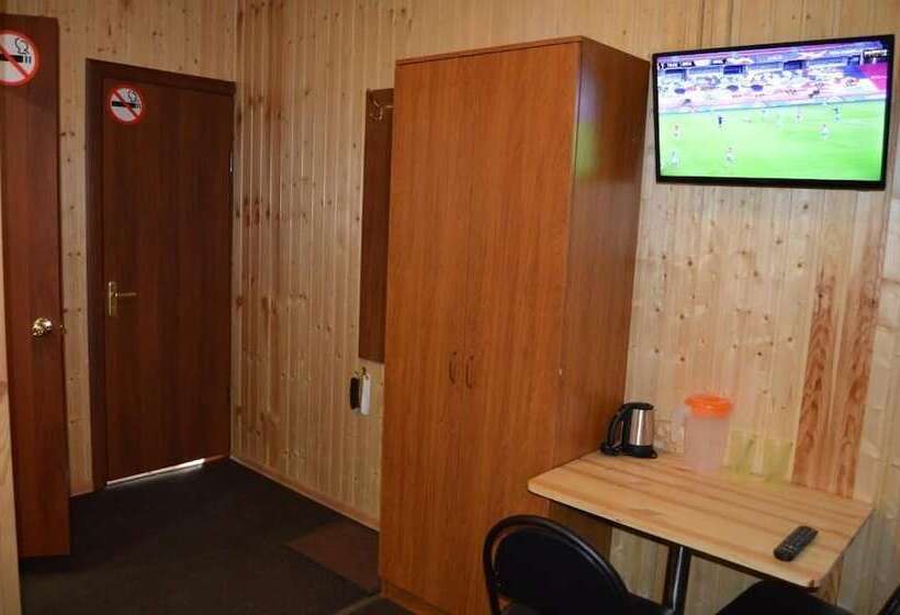 هتل Spasatel V Besedah