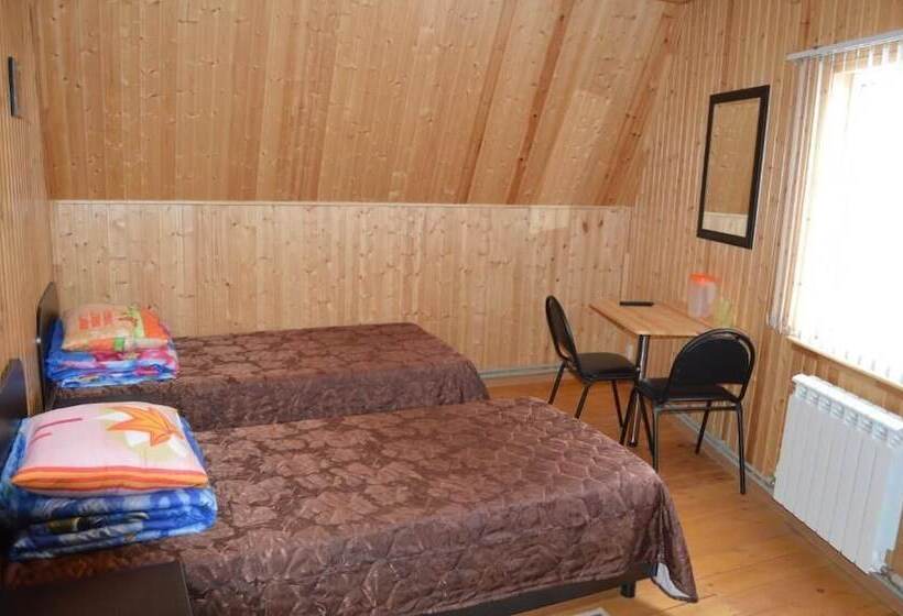 هتل Spasatel V Besedah