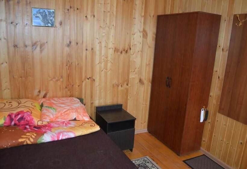 هتل Spasatel V Besedah