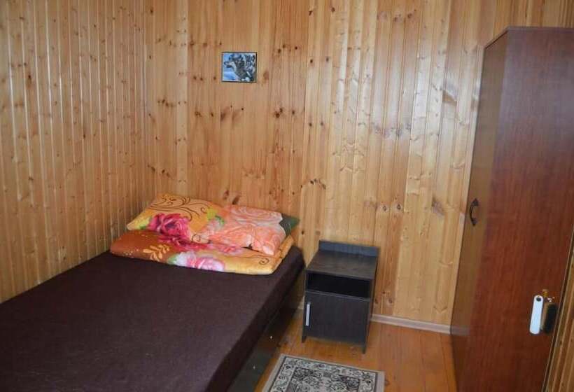 هتل Spasatel V Besedah