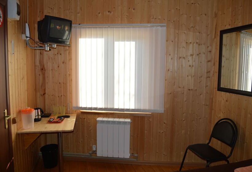 هتل Spasatel V Besedah