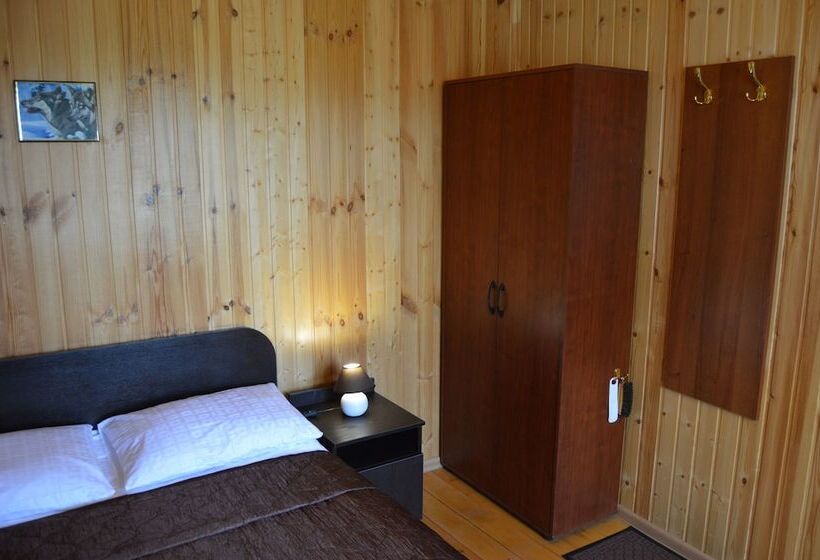 هتل Spasatel V Besedah