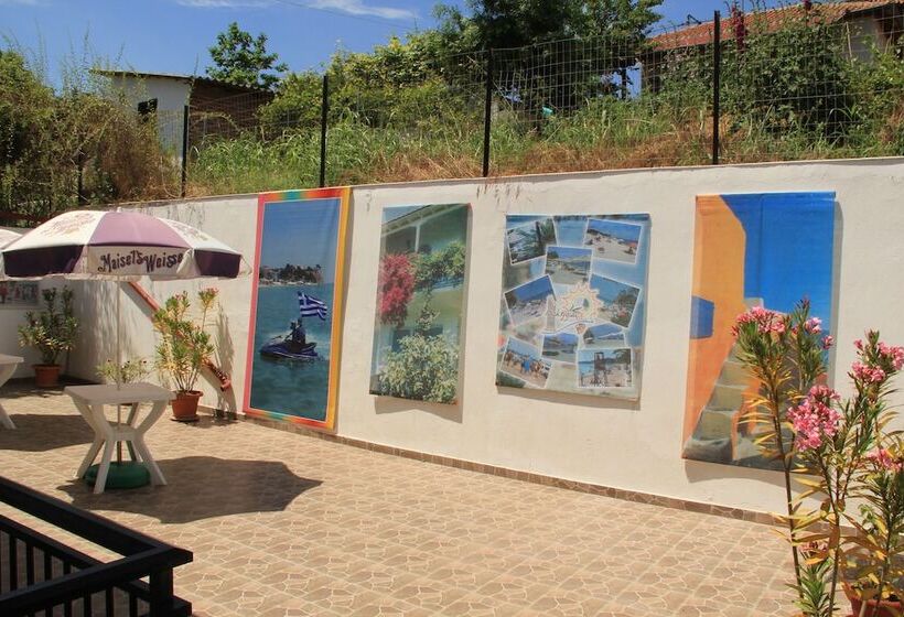 בית מלון כפרי Star Beach Resort