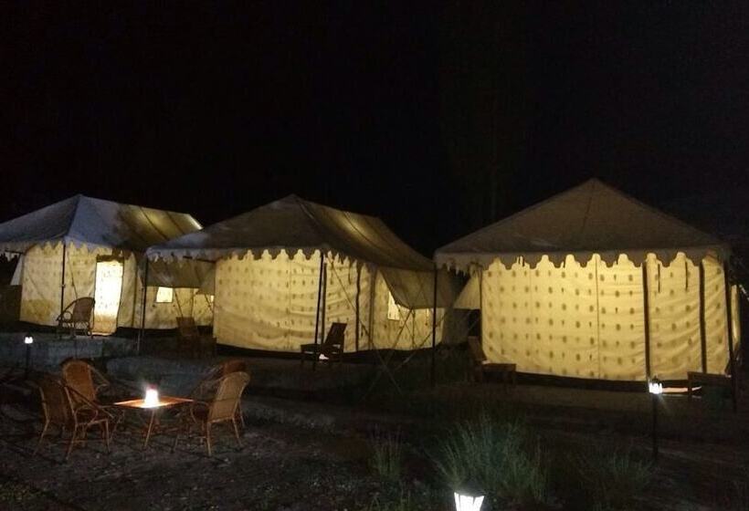 فندق Sun And Sand Camp