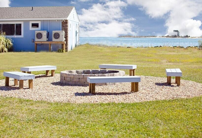 Отель Sun Retreats Gwynn S Island