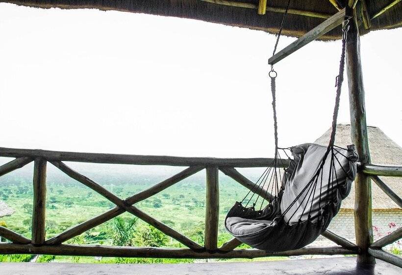 هتل The Baboon Safari Resort