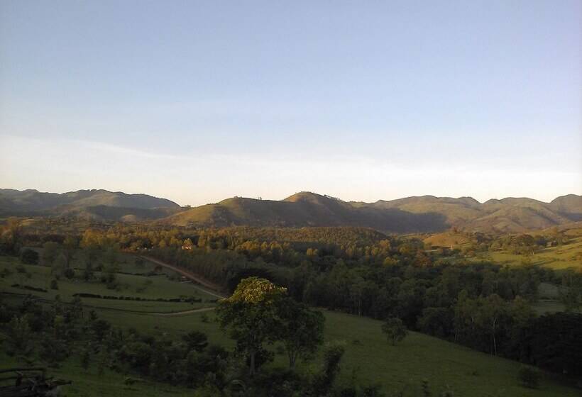هتل The Crested Crane Bwindi