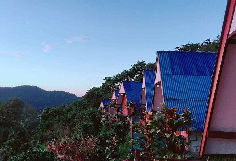 Отель Ukrist Farm Hill Resort