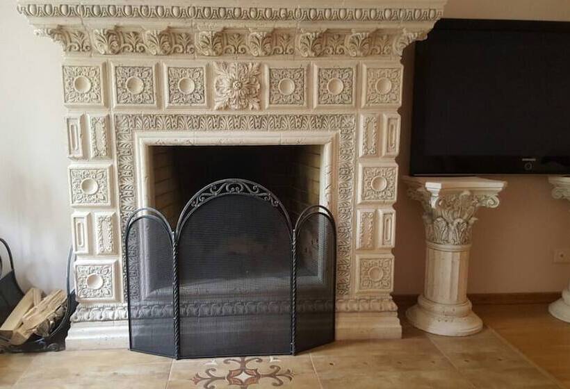 House On The Volga Zavidovo